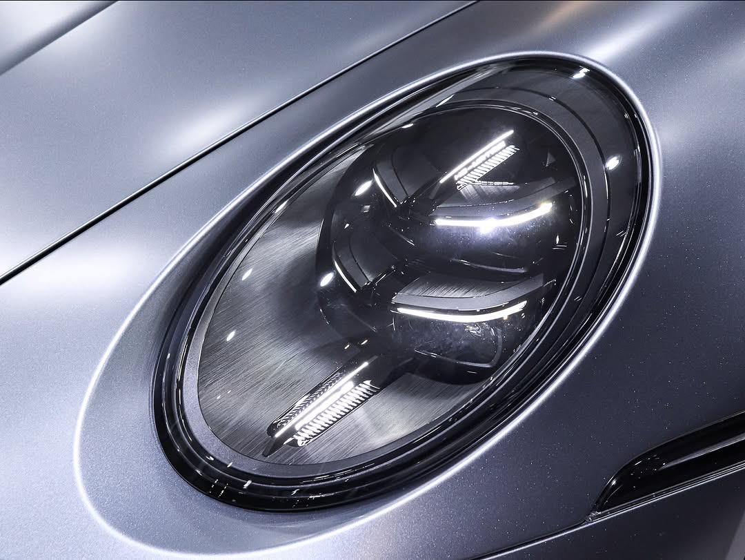 PORSCHE 911 CARRERA GTS - Imagem 8