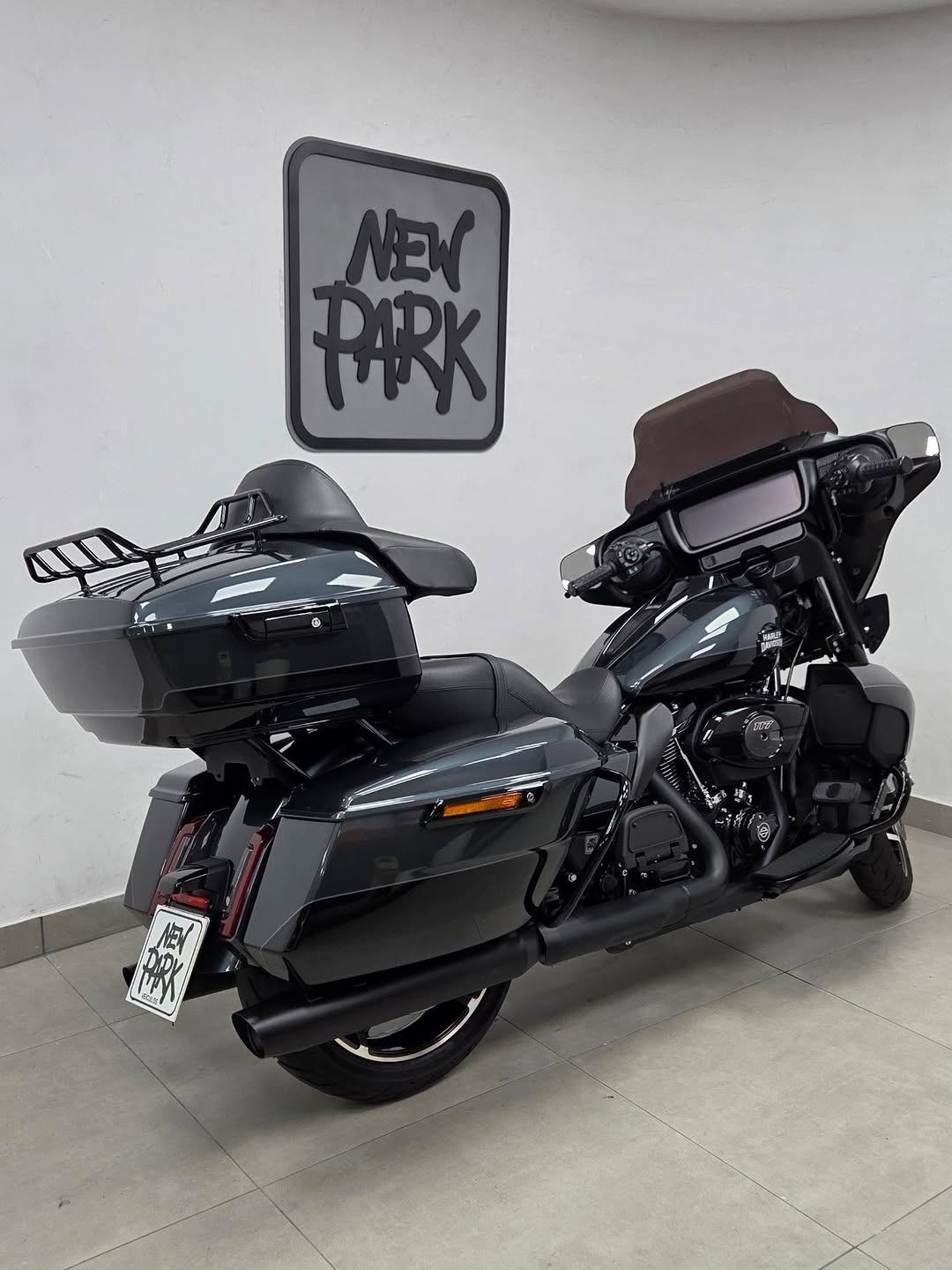 HARLEY-DAVIDSON STREET GLIDE ULTRA - Imagem 1