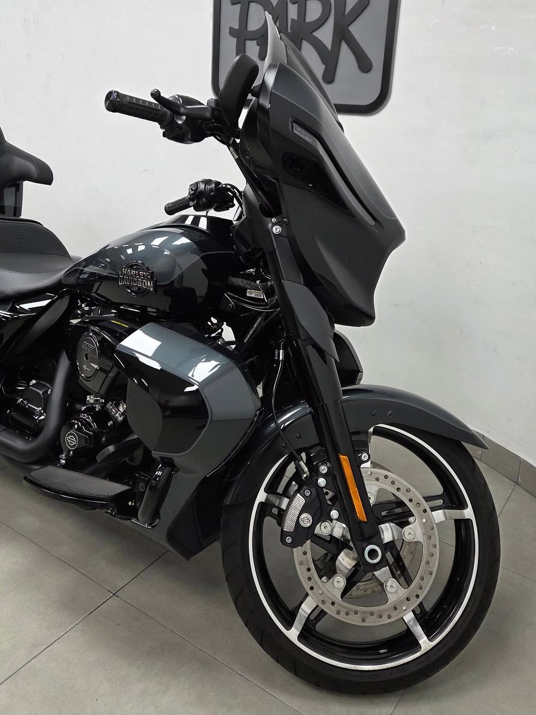 HARLEY-DAVIDSON STREET GLIDE ULTRA - Imagem 4