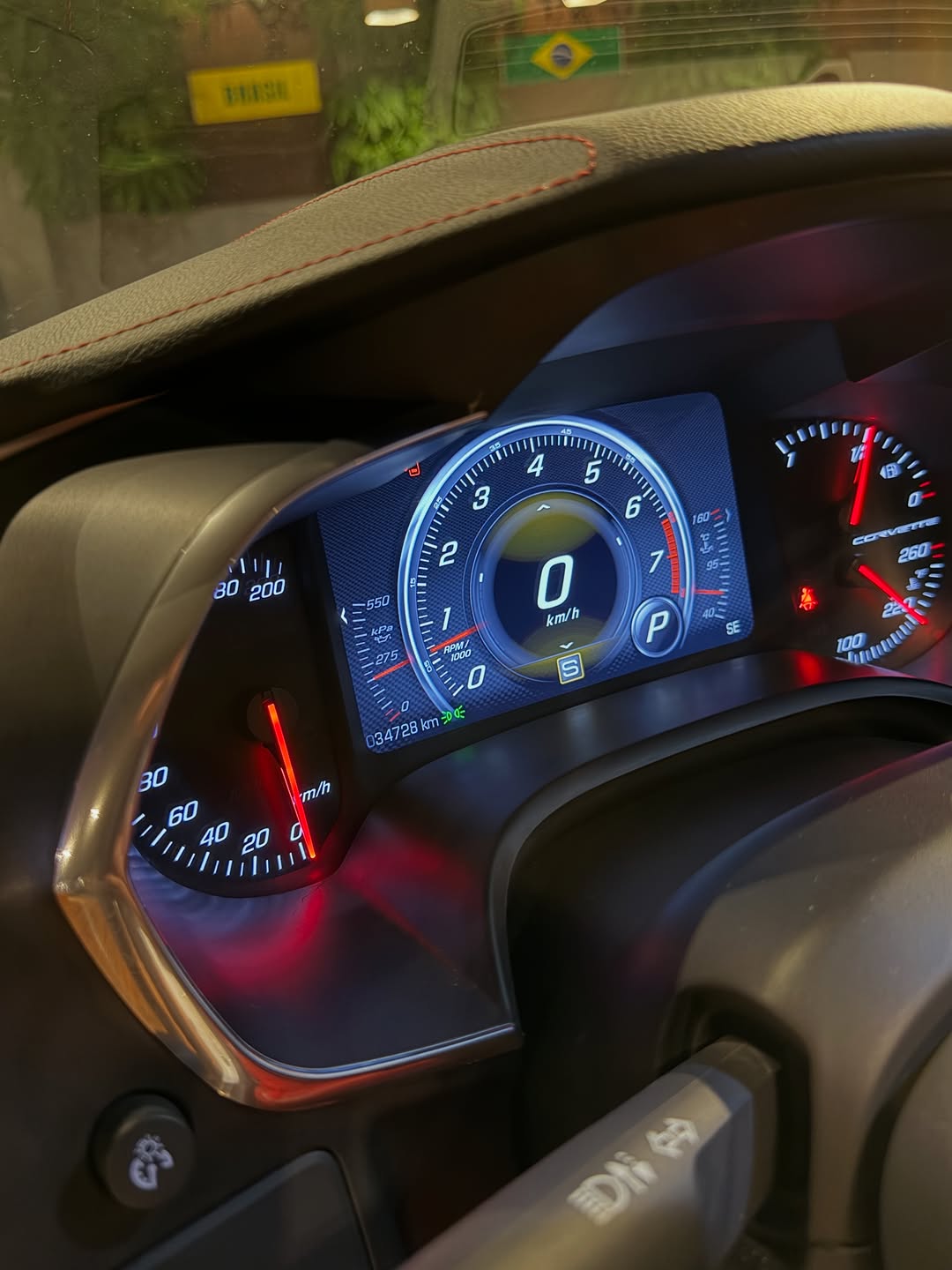 CHEVROLET CORVETTE STINGRAY C7 LT3 - Imagem 10