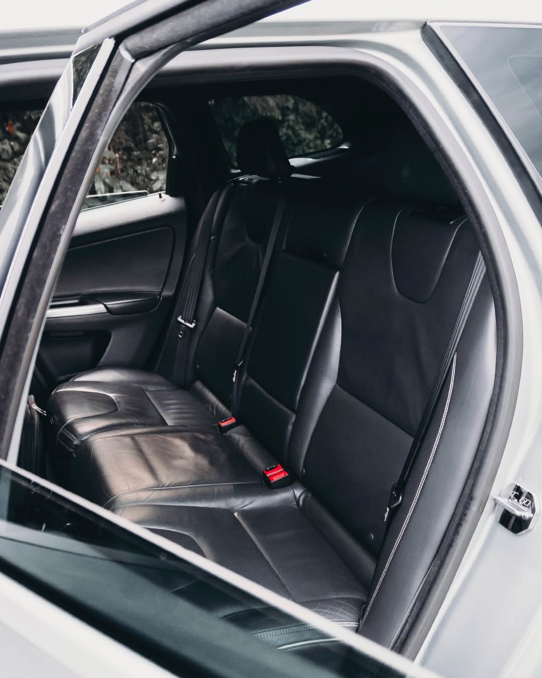 VOLVO XC60 R-DESIGN T5 - Imagem 8