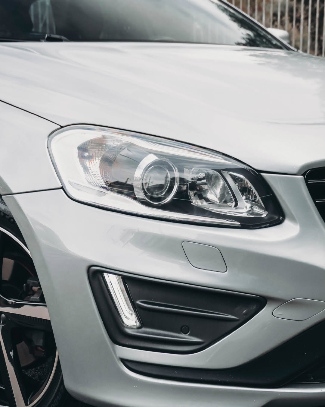 VOLVO XC60 R-DESIGN T5 - Imagem 9