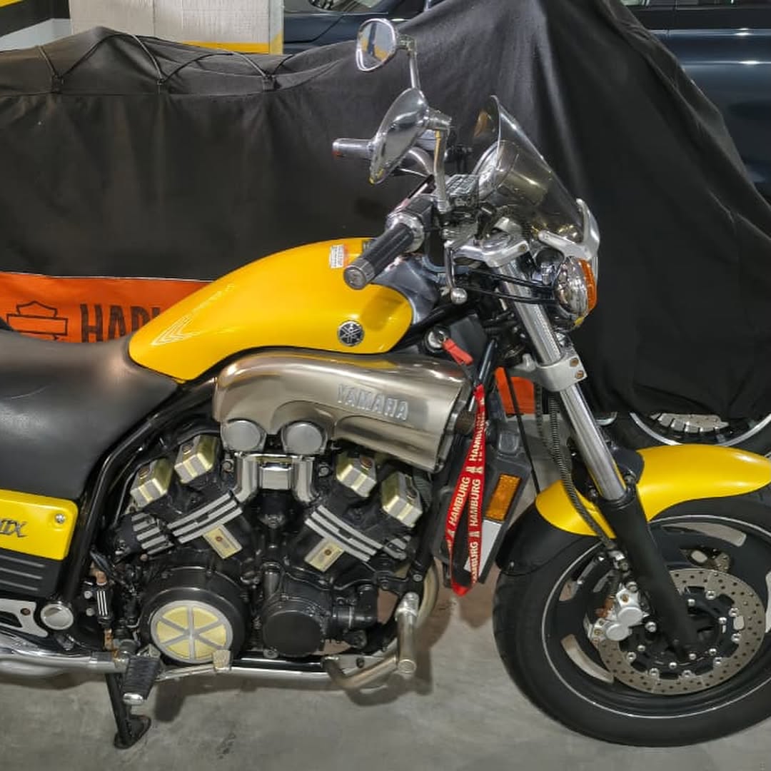 YAMAHA V-MAX - Imagem 2