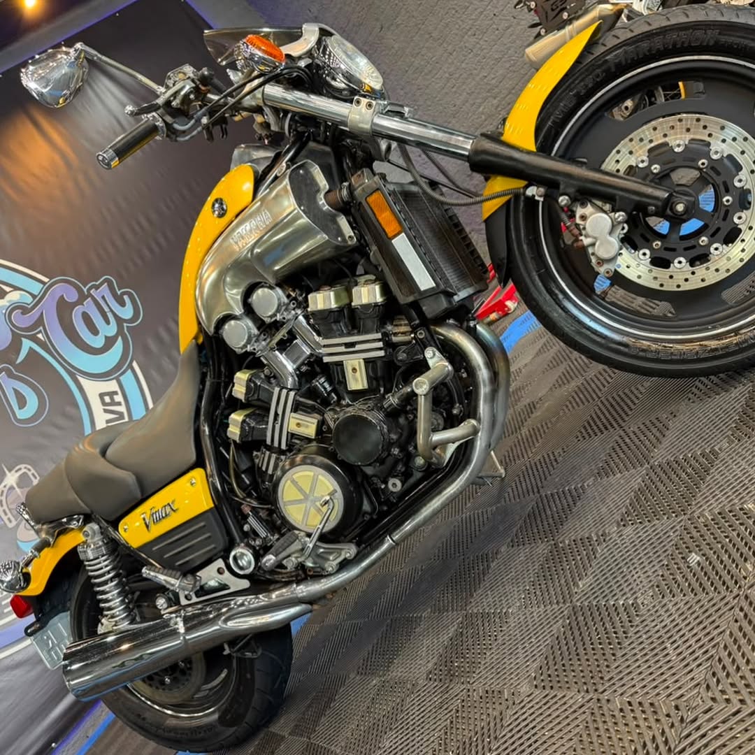 YAMAHA V-MAX - Imagem 3