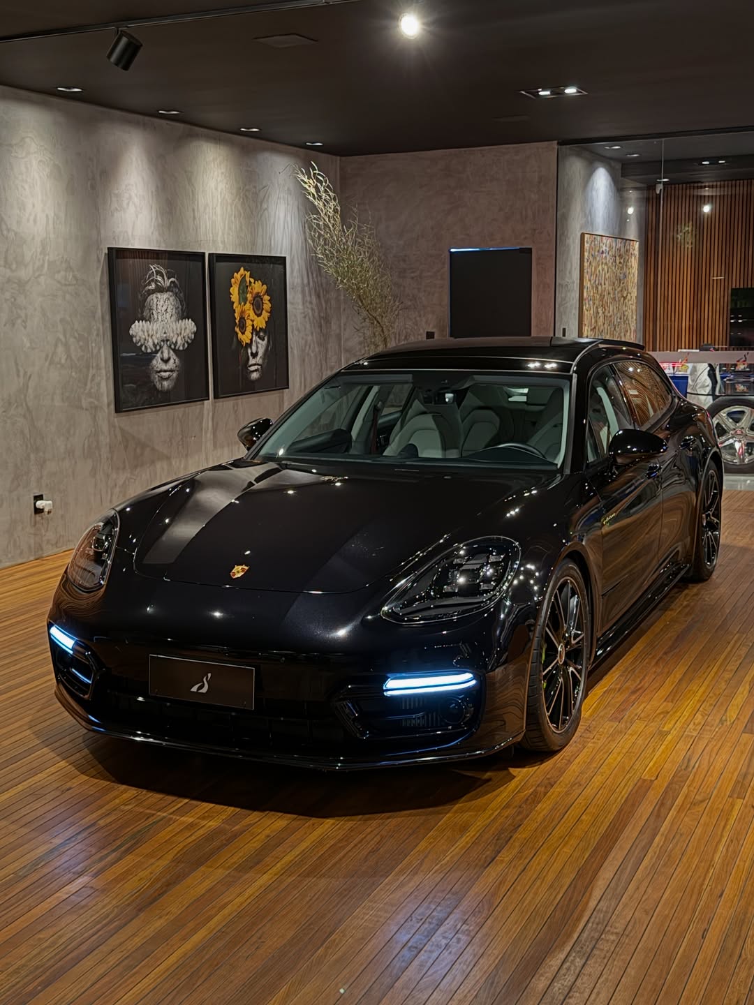 PORSCHE PANAMERA 4 E-HYBRID SPORT TURISMO - Imagem 13