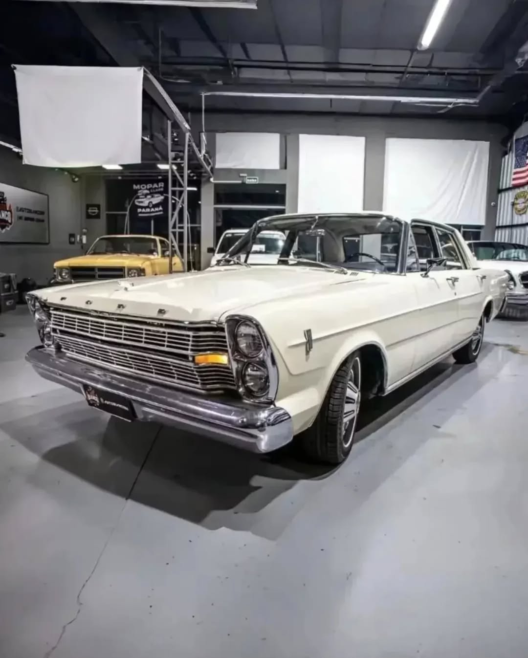 FORD GALAXIE - Imagem 2