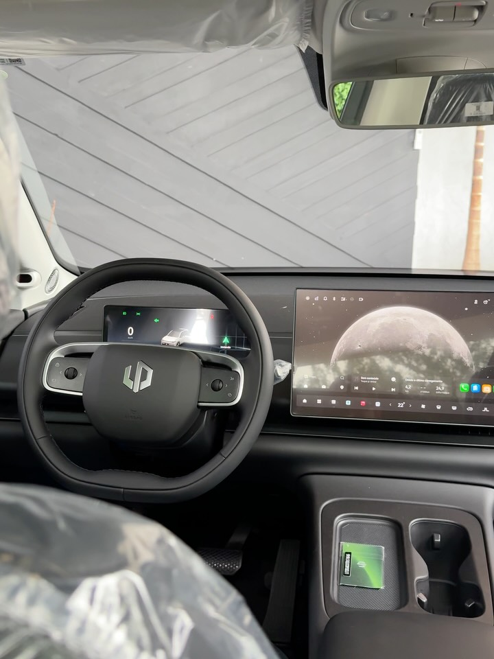 LEAPMOTOR C10 REEV ULTRA HÍBRIDO - Imagem 8