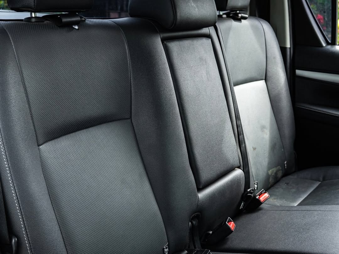 TOYOTA HILUX SRX PLUS 2.8 TURBO DIESEL 4X4 AUTOMÁTICO - Imagem 9