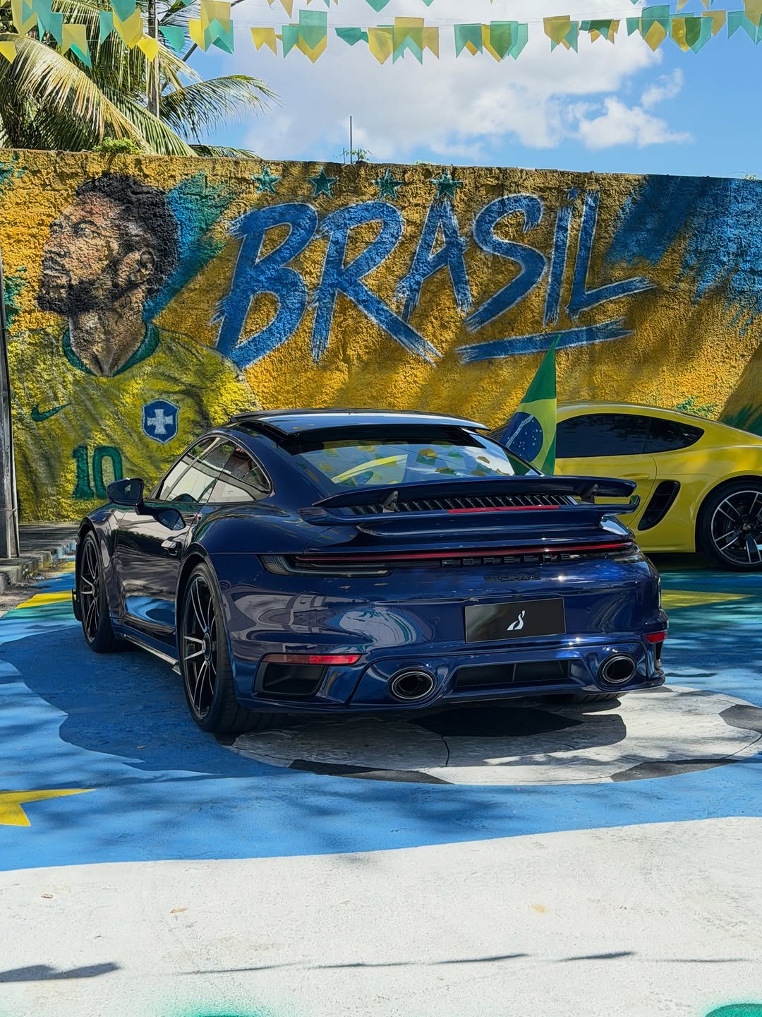 PORSCHE 911 TURBO S - Imagem 17