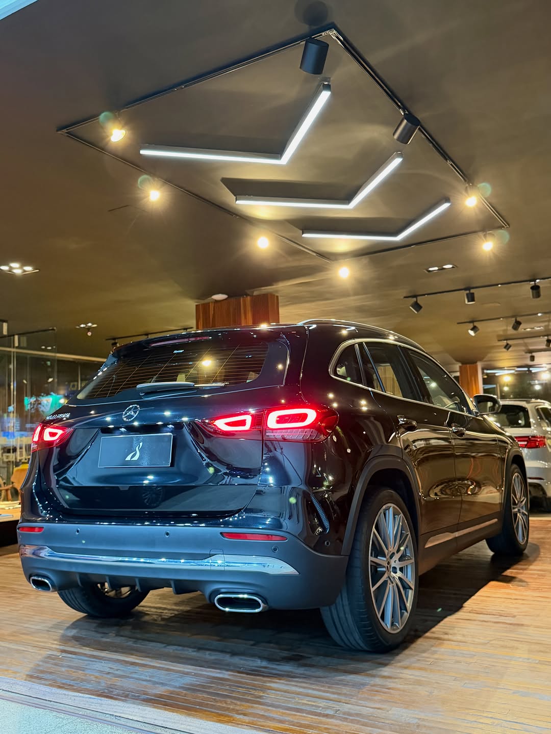 MERCEDES-BENZ GLA200 AMG LINE - Imagem 5