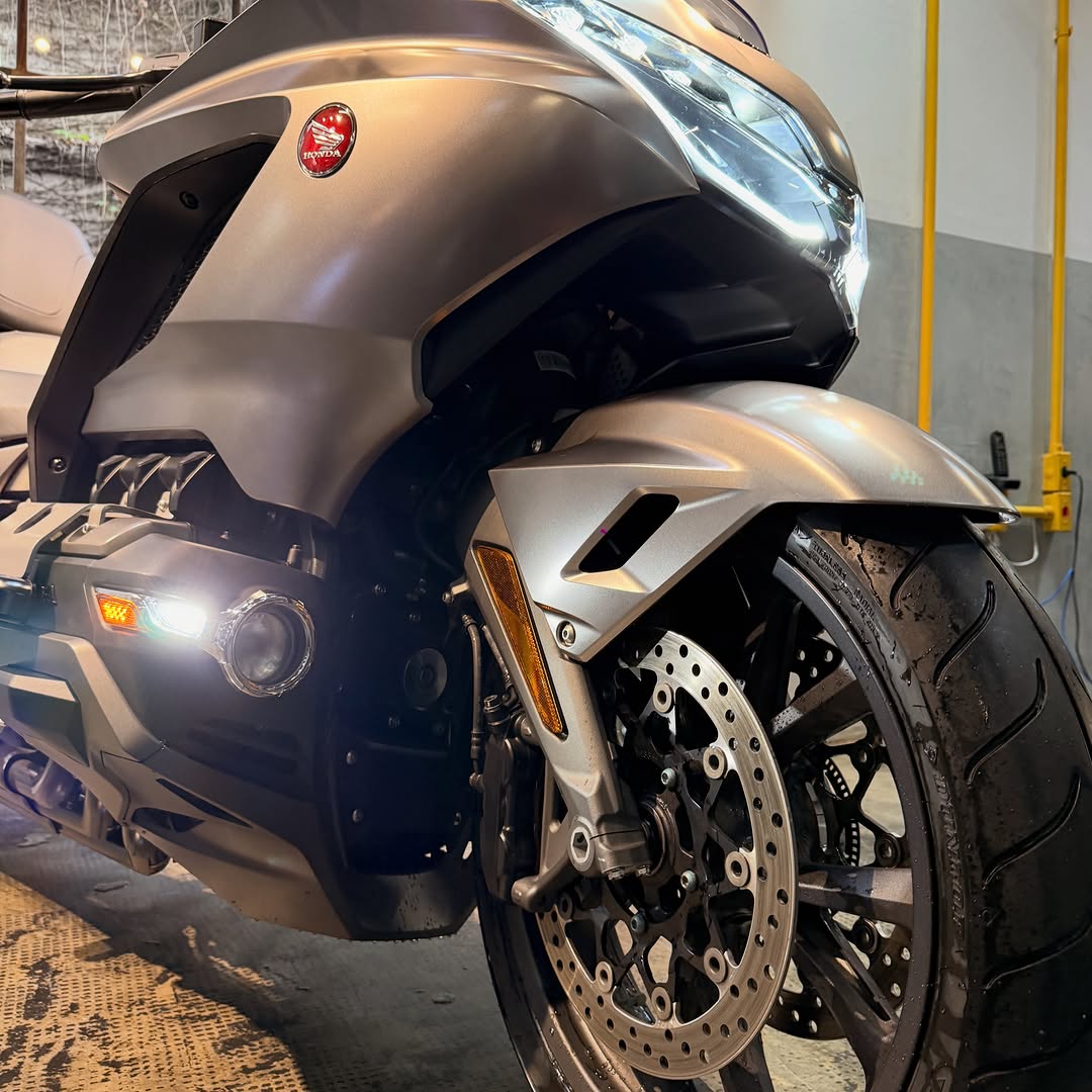 HONDA GL1800 GOLD WING - Imagem 2