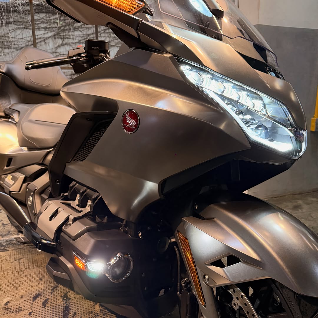HONDA GL1800 GOLD WING - Imagem 3