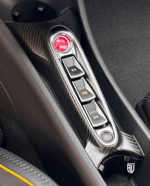 MCLAREN ARTURA - Imagem 12