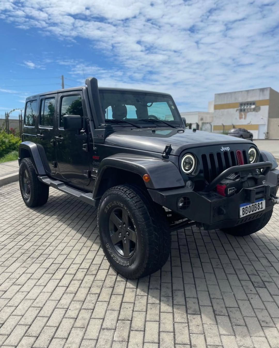 JEEP WRANGLER UNLIMITED SAHARA - Imagem 2