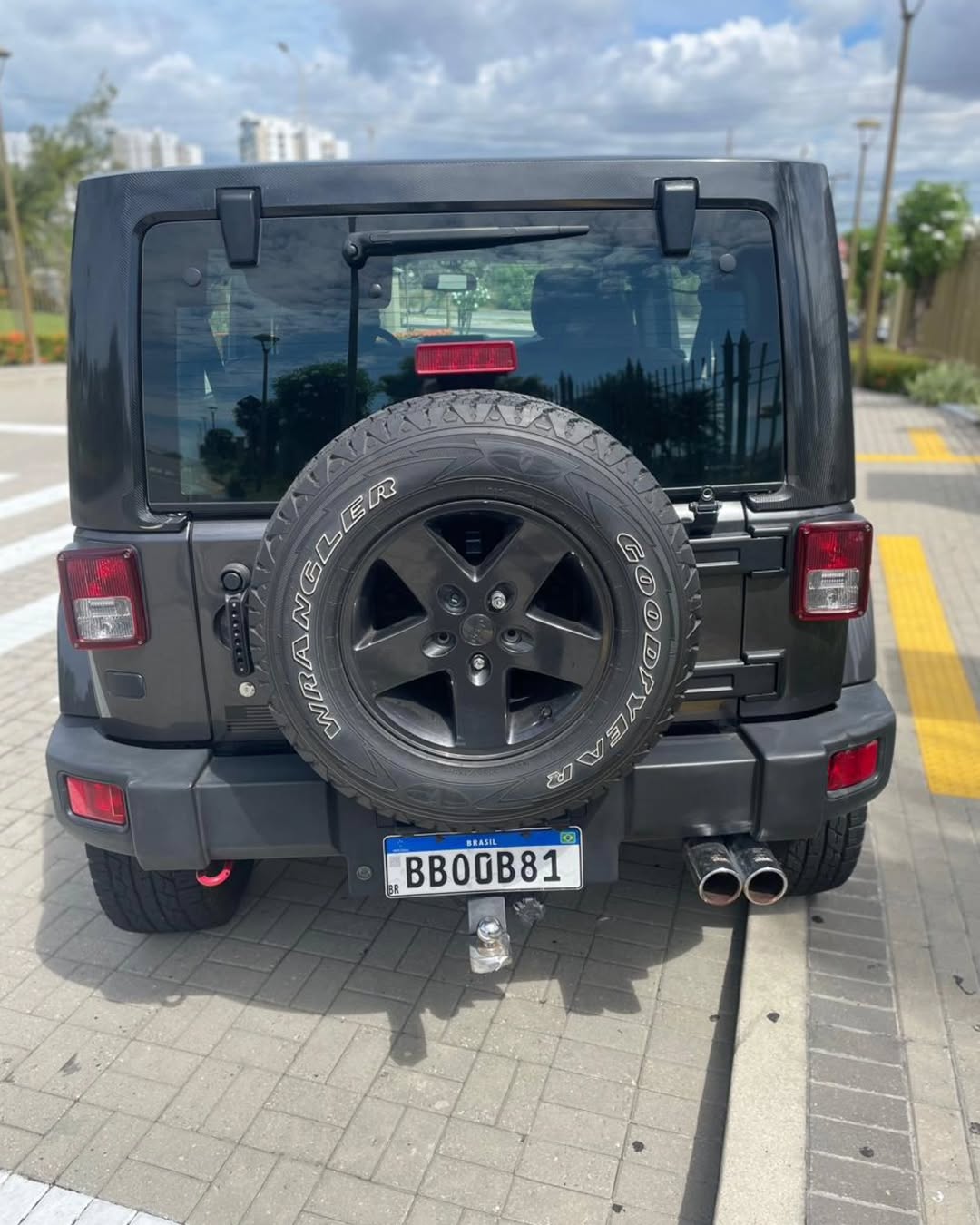 JEEP WRANGLER UNLIMITED SAHARA - Imagem 5