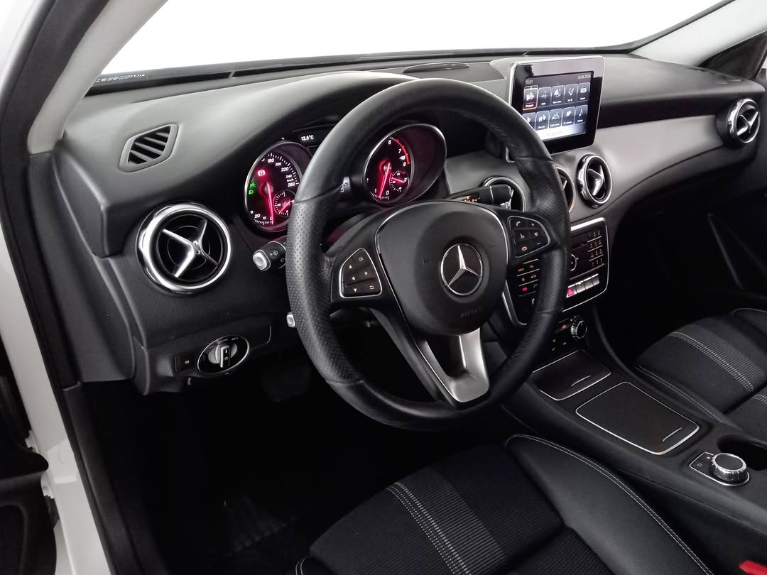 MERCEDES-BENZ GLA ADVANCE - Imagem 6