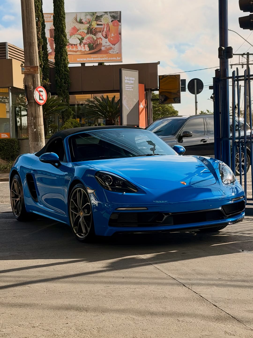 PORSCHE 718 STYLE EDITION - Imagem 1
