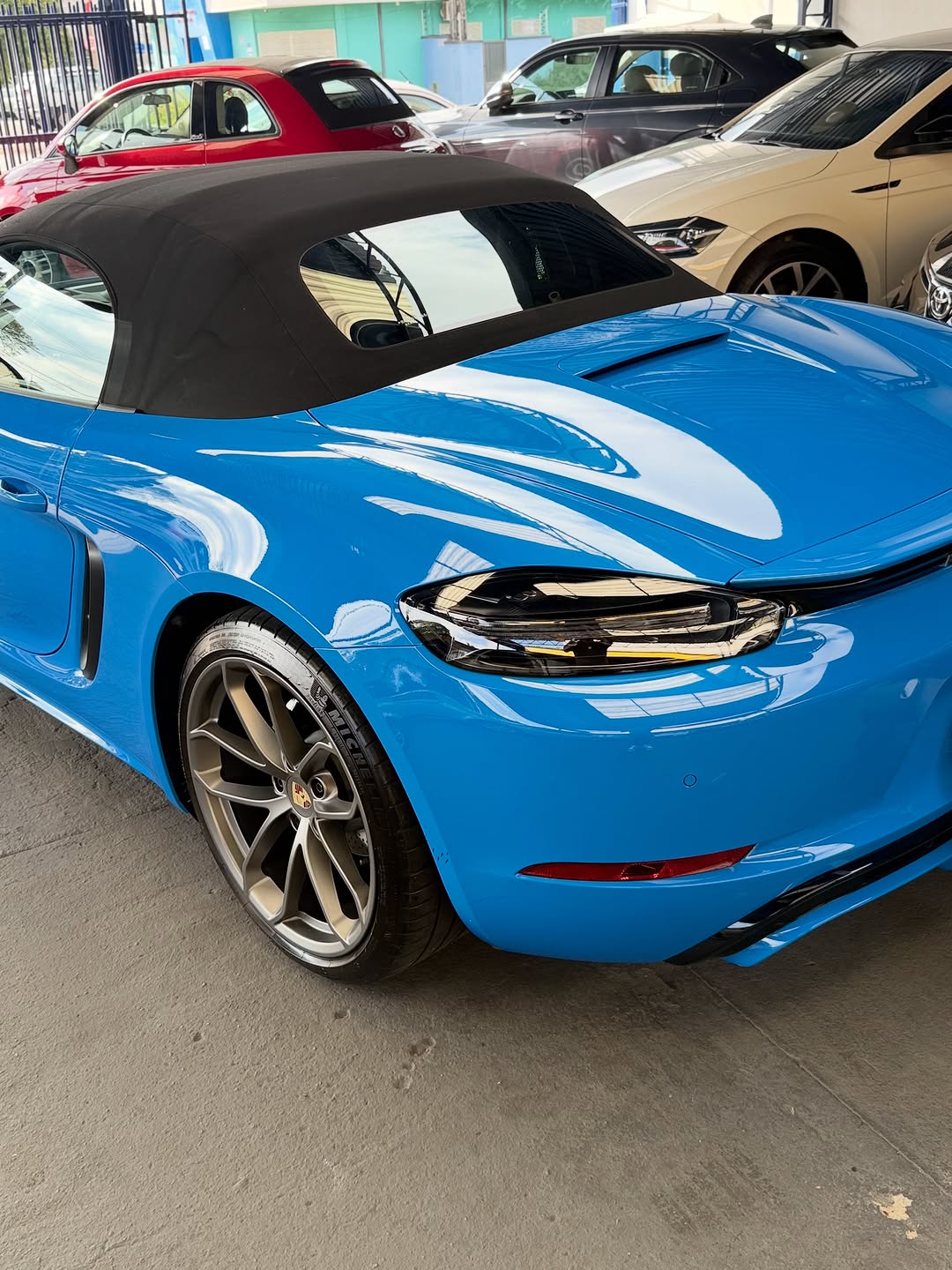 PORSCHE 718 STYLE EDITION - Imagem 2
