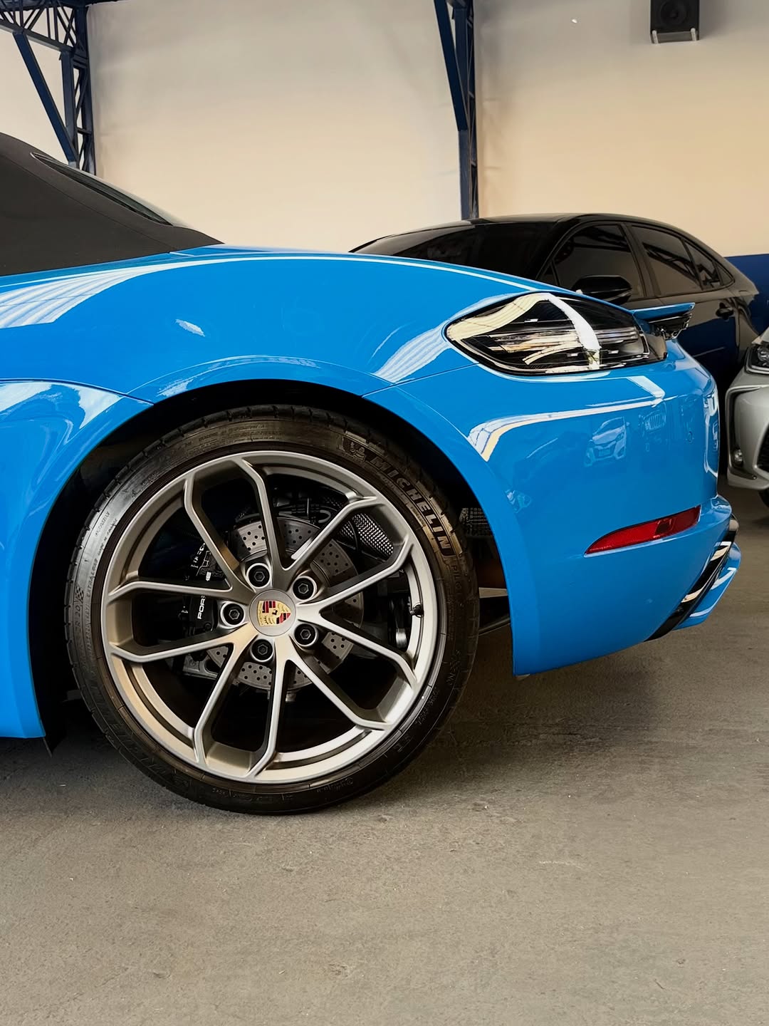PORSCHE 718 STYLE EDITION - Imagem 5