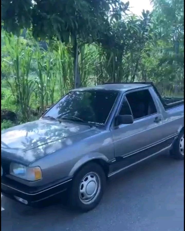VOLKSWAGEN SAVEIRO CL - Imagem 9