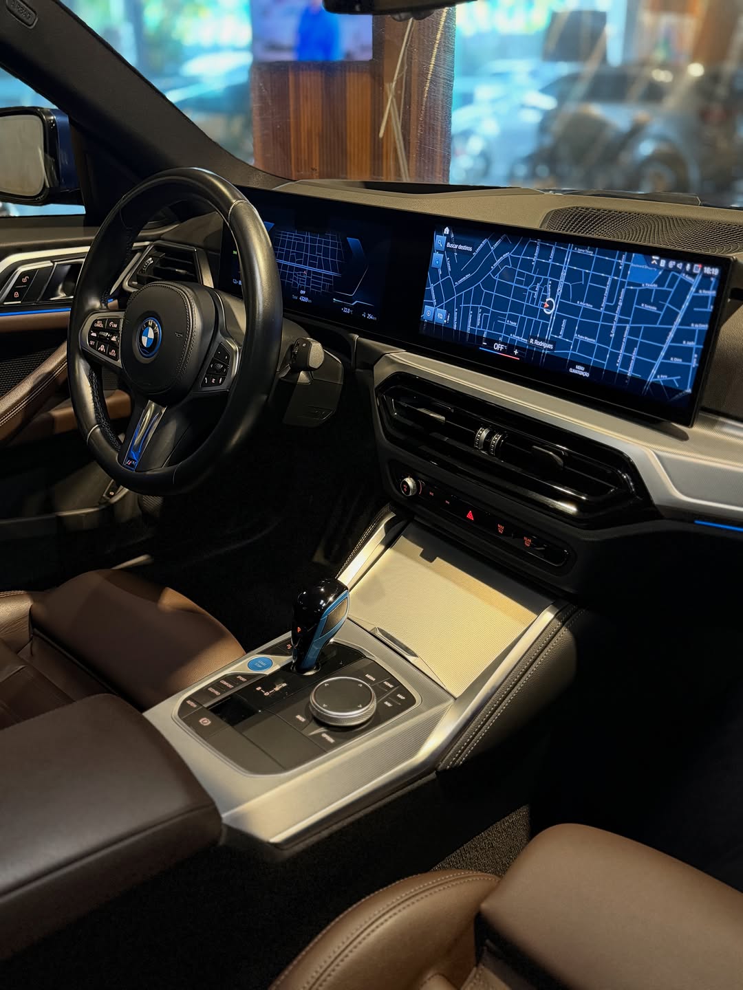 BMW I4 M SPORT - Imagem 13