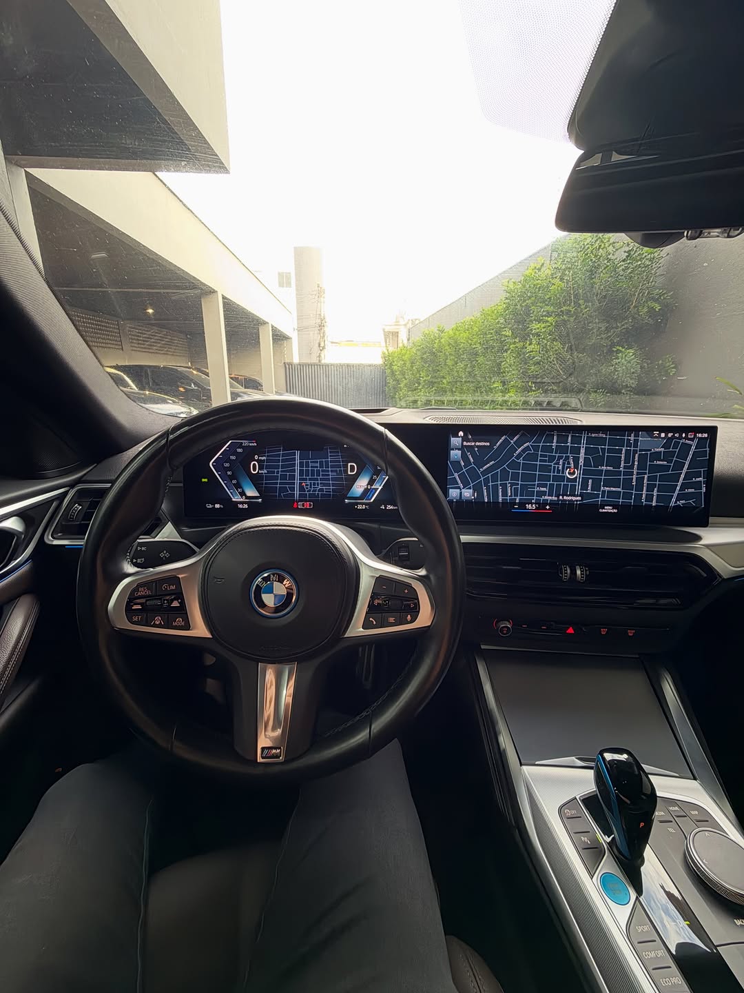 BMW I4 M SPORT - Imagem 14