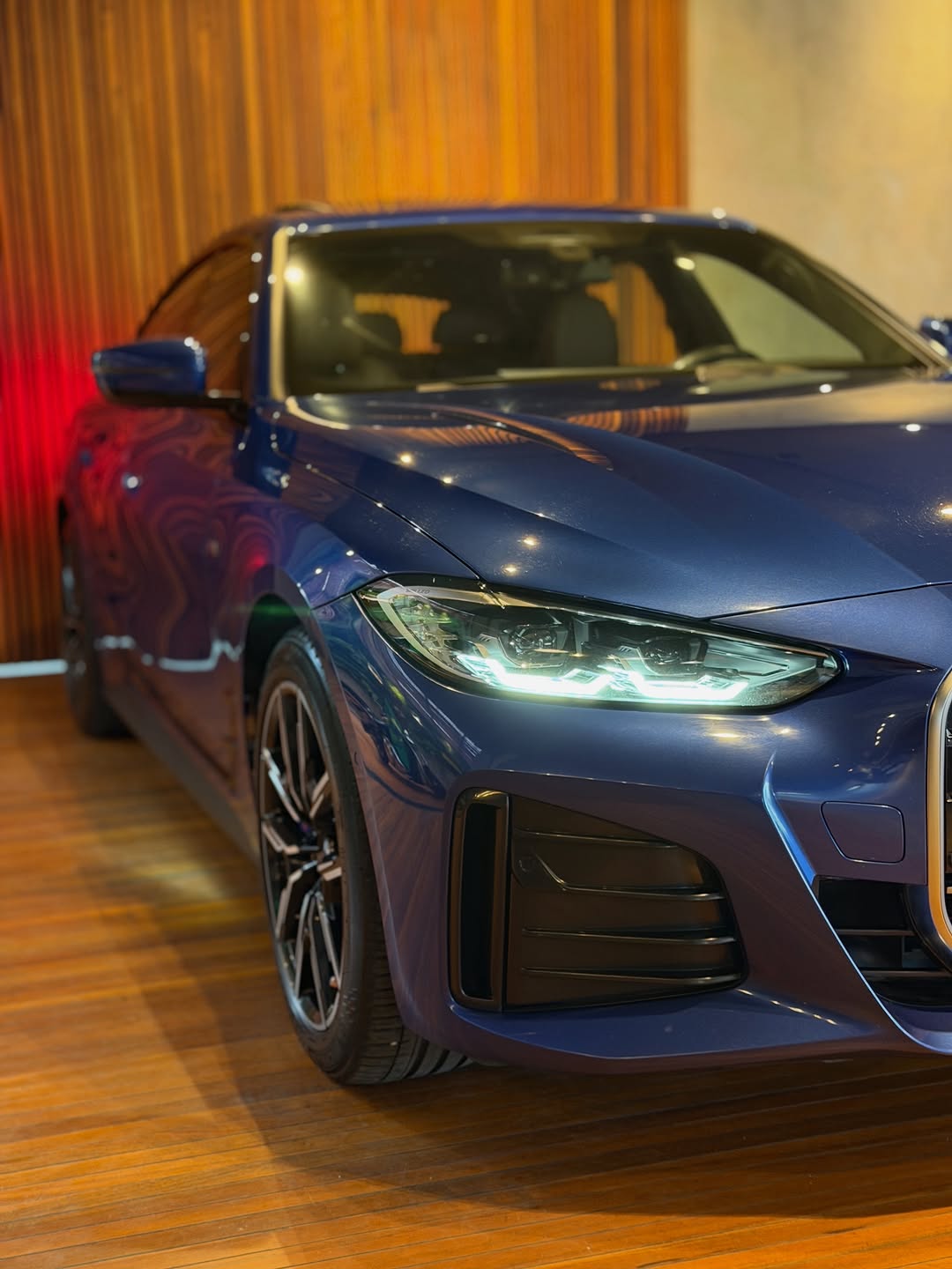 BMW I4 M SPORT - Imagem 17