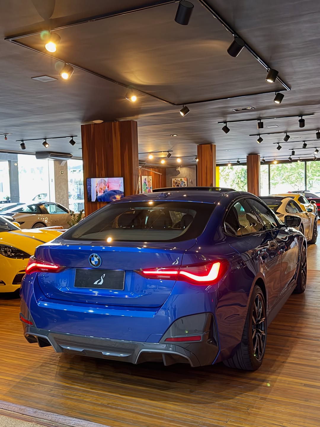 BMW I4 M SPORT - Imagem 4