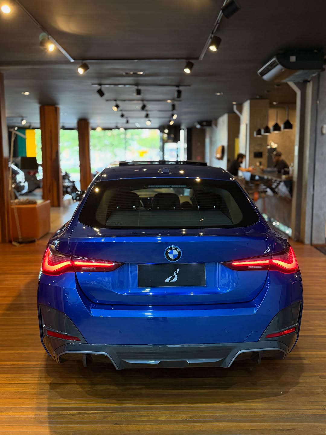BMW I4 M SPORT - Imagem 5