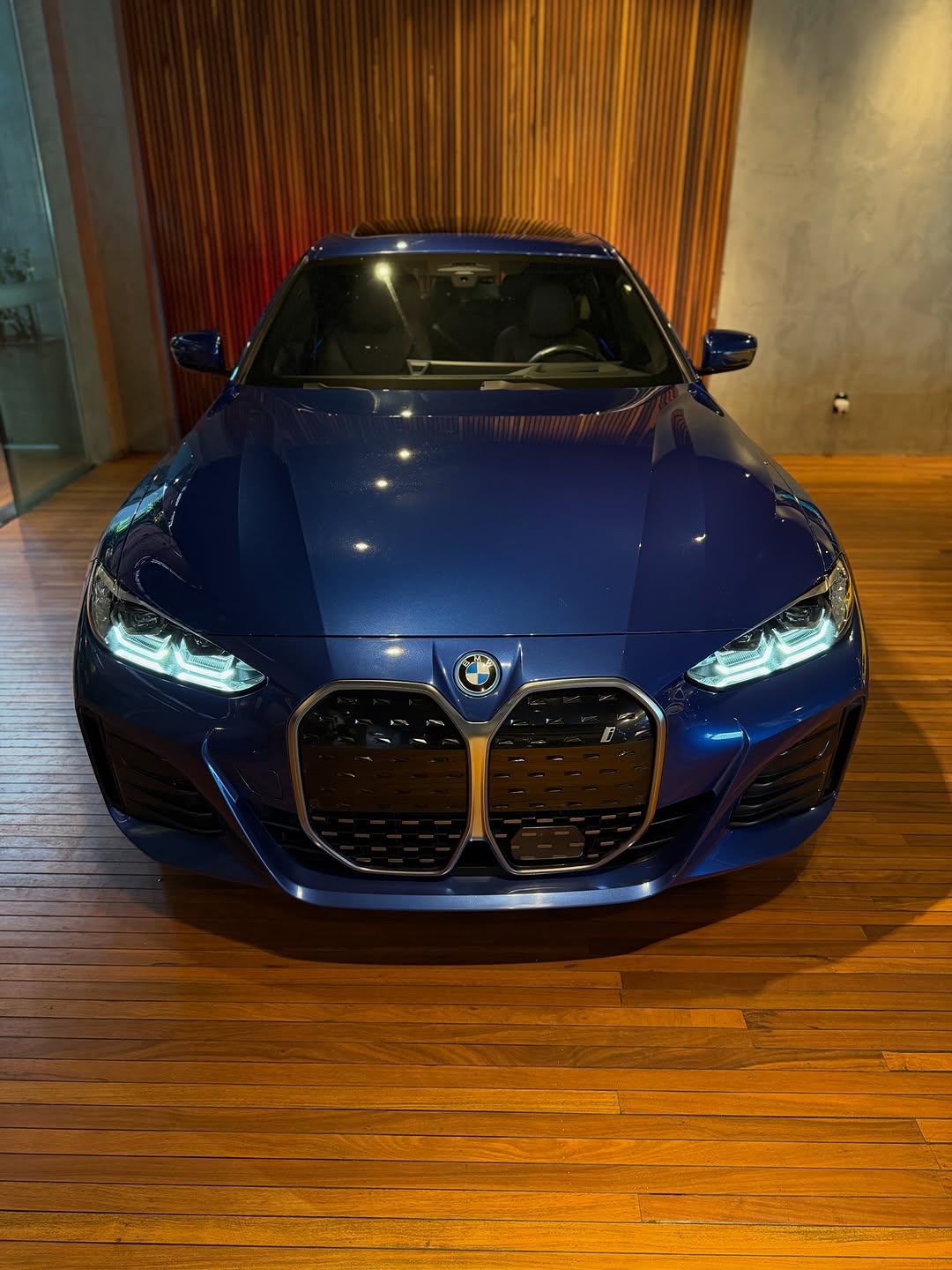 BMW I4 M SPORT - Imagem 6