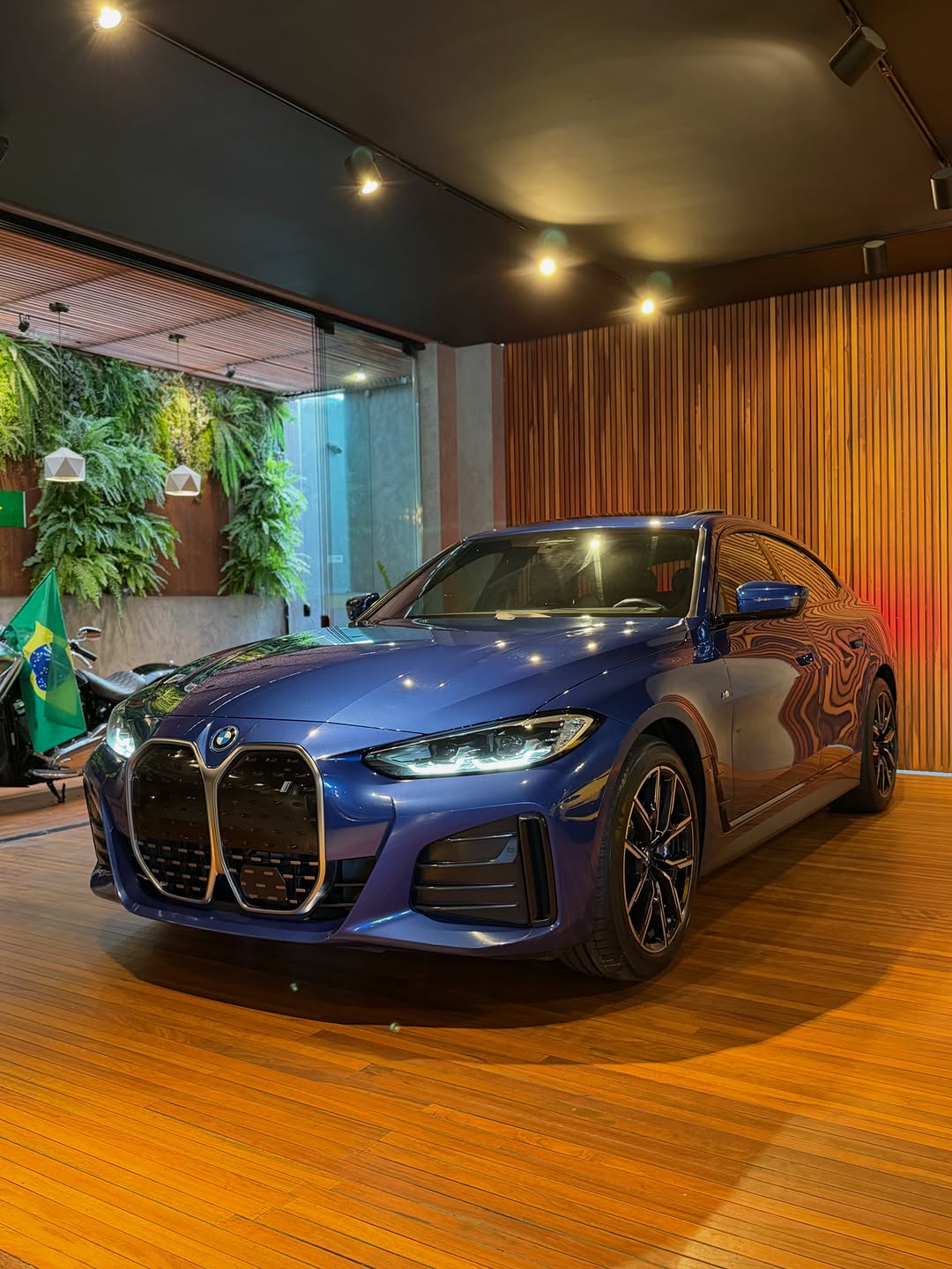 BMW I4 M SPORT - Imagem 7