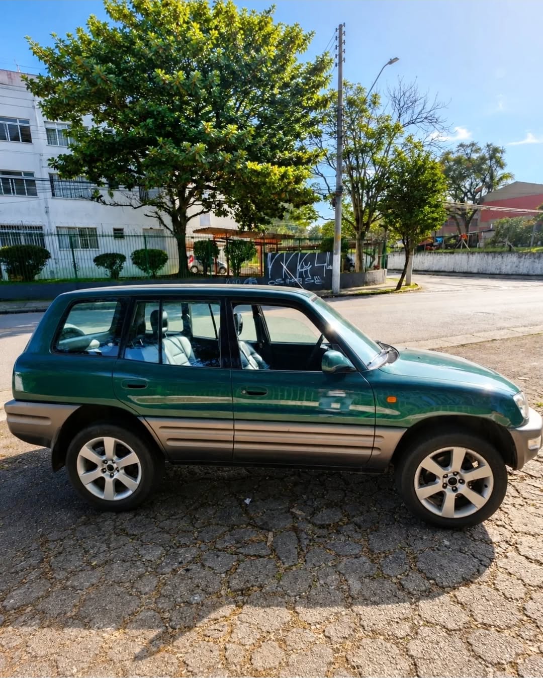 TOYOTA RAV4 - Imagem 6