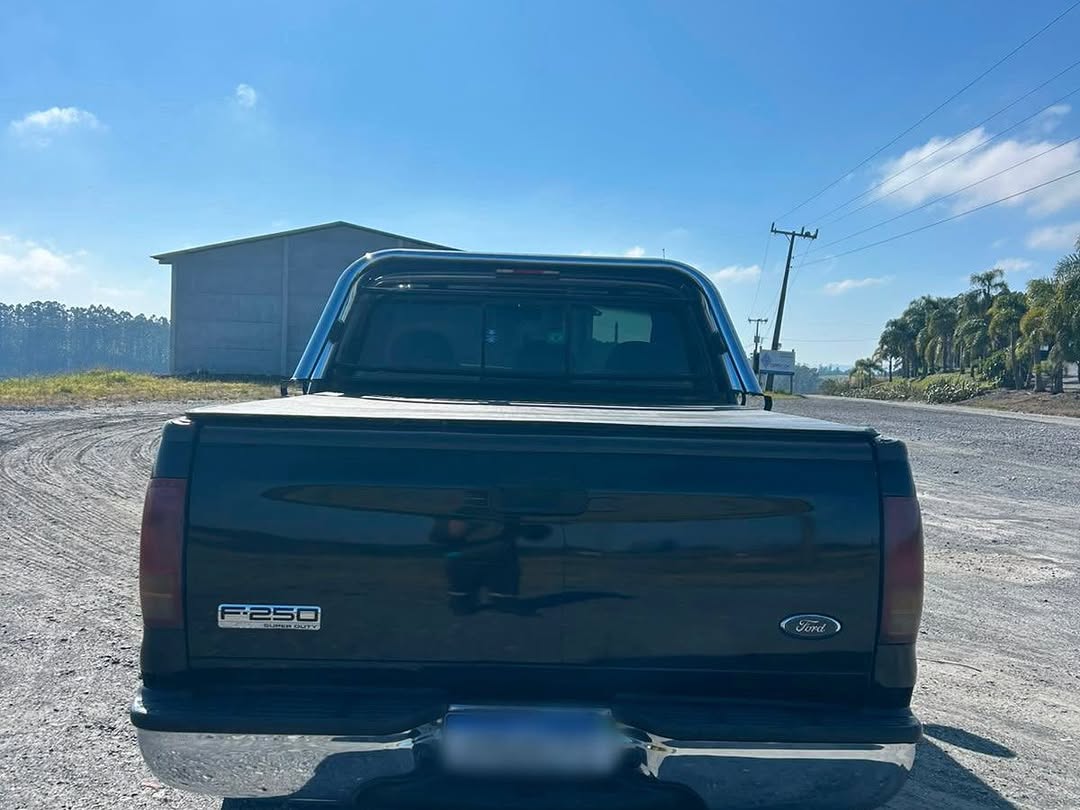 FORD F250 XLT-L - Imagem 7