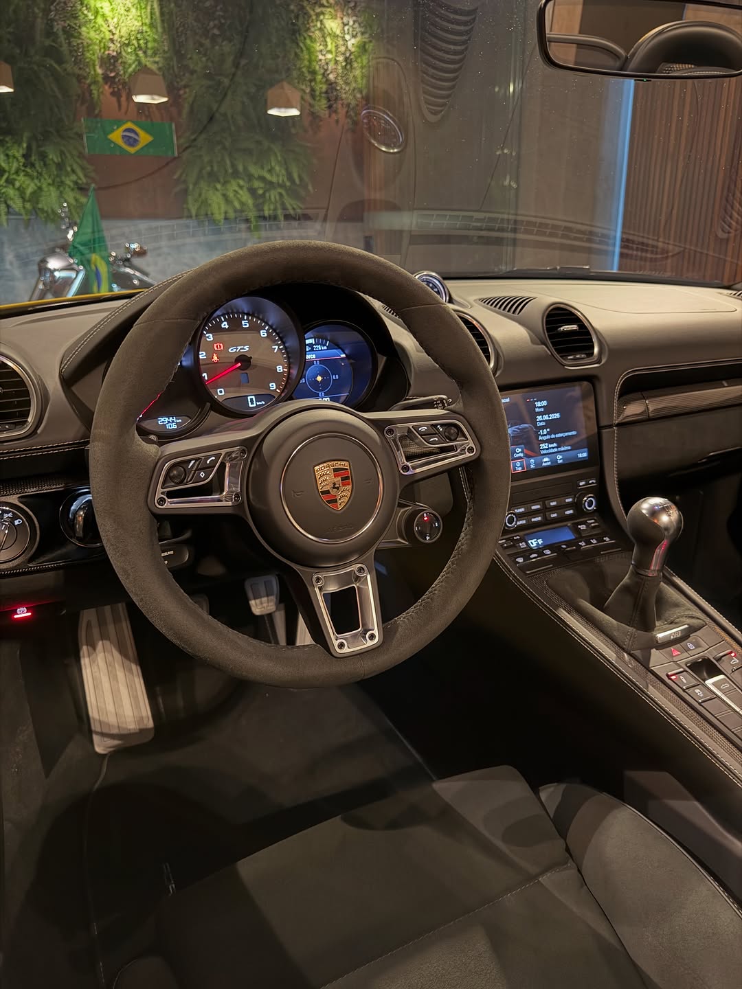 PORSCHE 718 BOXSTER 4.0 GTS - Imagem 14