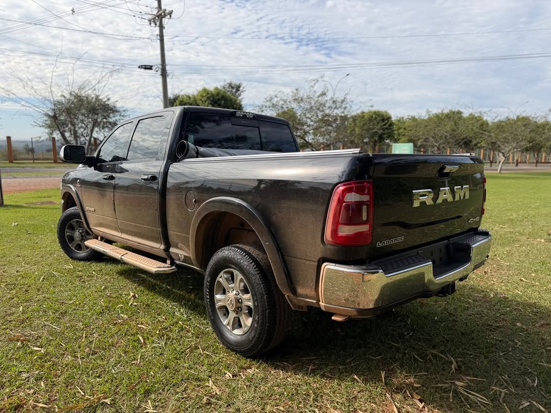 RAM 2500 LARAMIE - Imagem 4