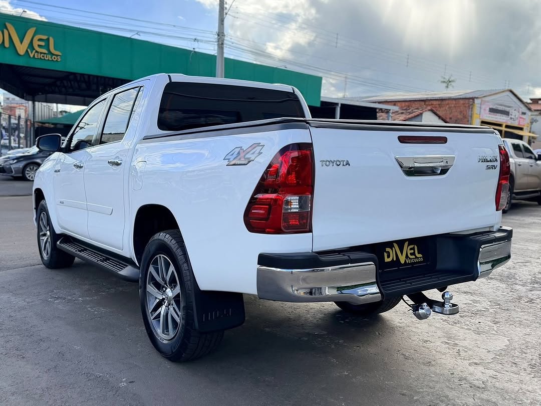 TOYOTA HILUX SRV 2.8 TURBO DIESEL 4X4 AUTOMÁTICO - Imagem 7