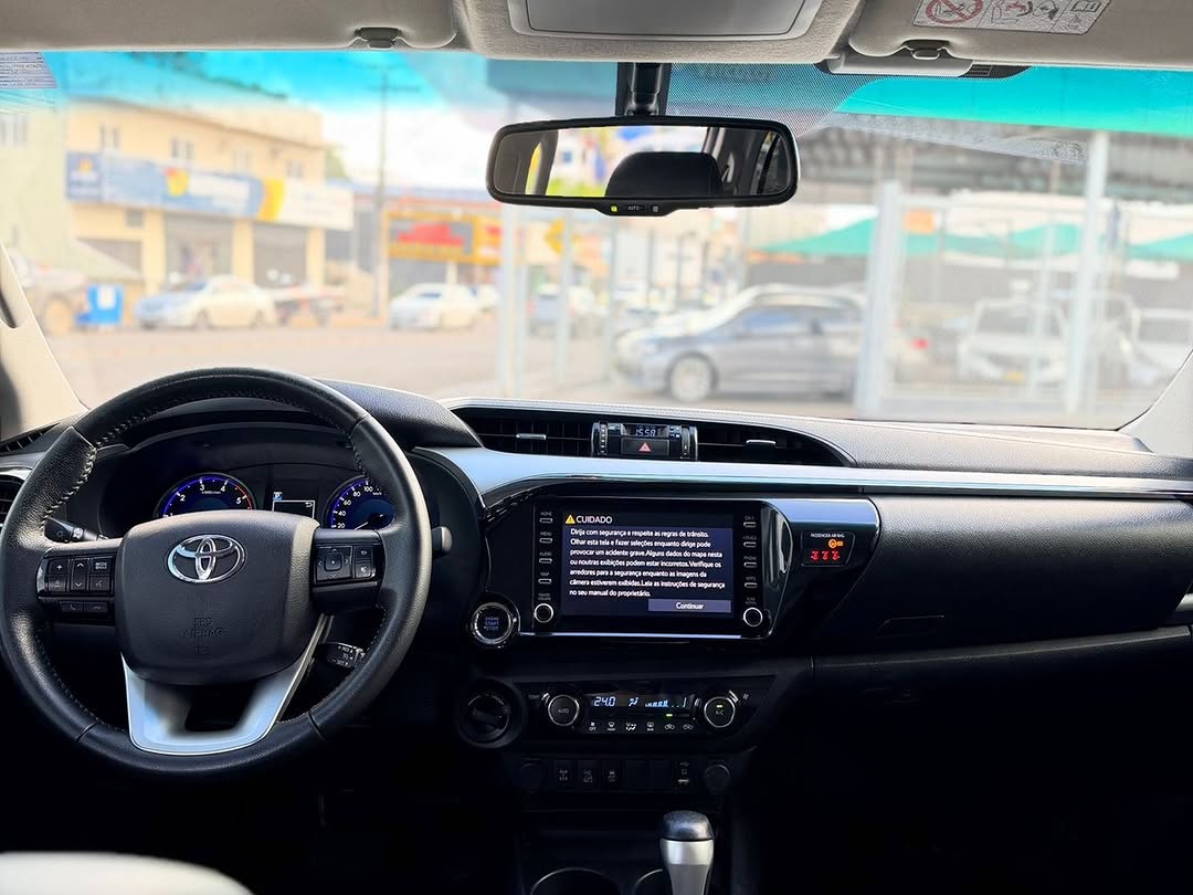 TOYOTA HILUX SRV 2.8 TURBO DIESEL 4X4 AUTOMÁTICO - Imagem 9