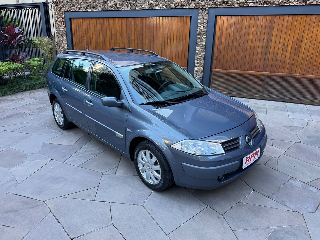 RENAULT MEGANE GRAND TOUR DYNAMIQUE - Imagem 8