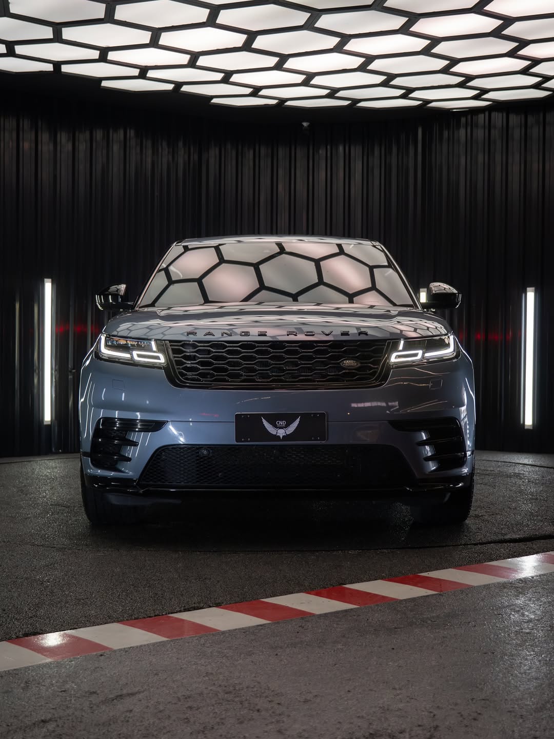 LAND ROVER RANGE ROVER VELAR R-DYNAMIC - Imagem 15