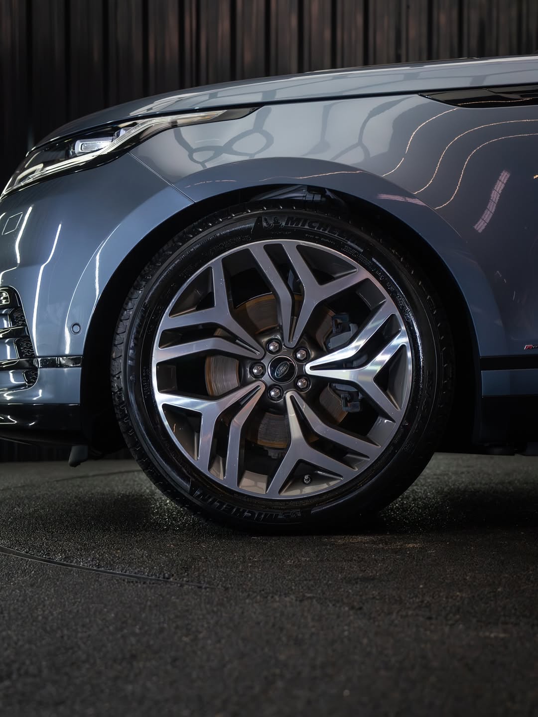 LAND ROVER RANGE ROVER VELAR R-DYNAMIC - Imagem 19