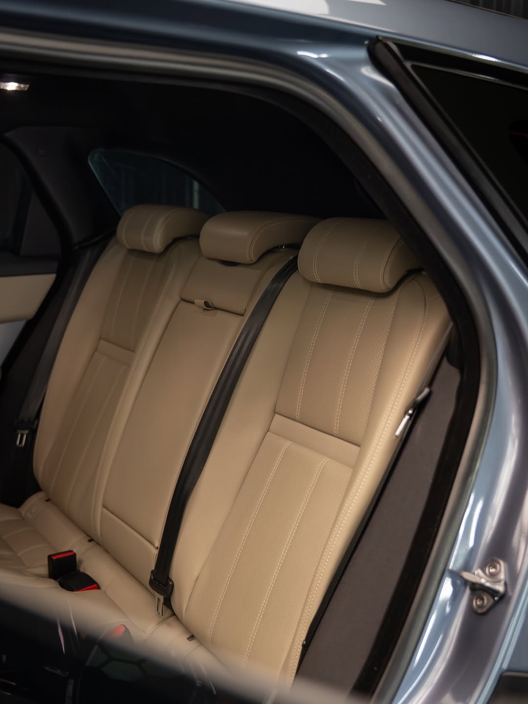 LAND ROVER RANGE ROVER VELAR R-DYNAMIC - Imagem 20