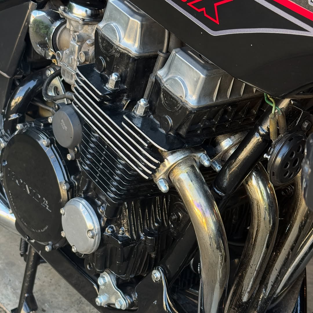 HONDA CBX 750 F - Imagem 11