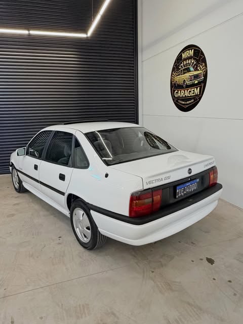 CHEVROLET VECTRA GSI - Imagem 8