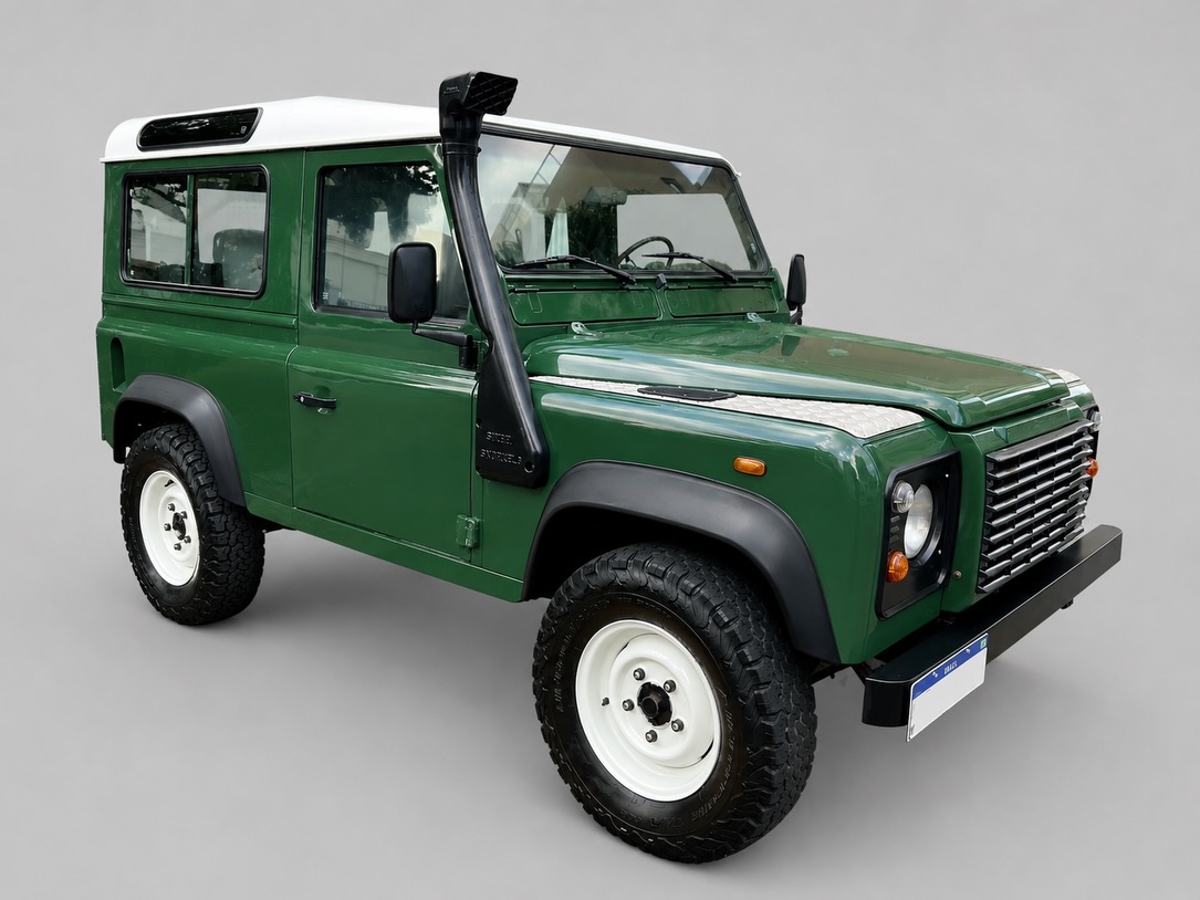 LAND ROVER DEFENDER 90 - Imagem 1