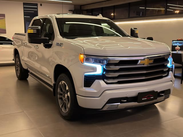 CHEVROLET SILVERADO HIGH COUNTRY - Imagem 3