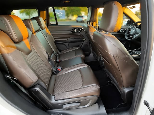 JEEP COMMANDER OVERLAND TD380 - Imagem 9