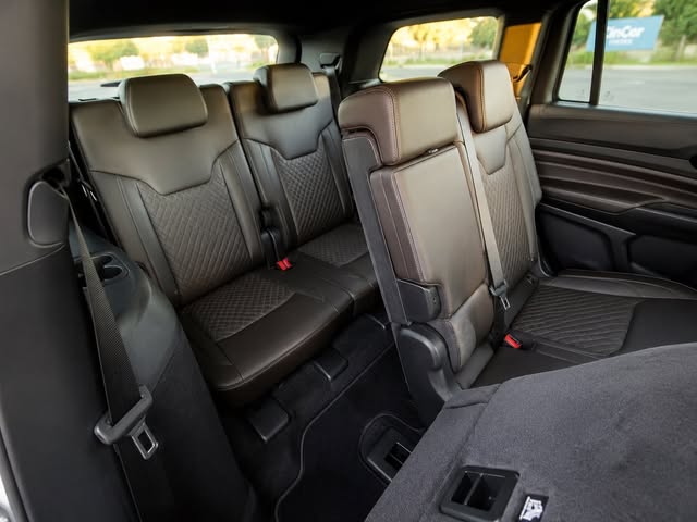 JEEP COMMANDER OVERLAND TD380 - Imagem 10
