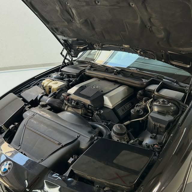 BMW 840CI - Imagem 9
