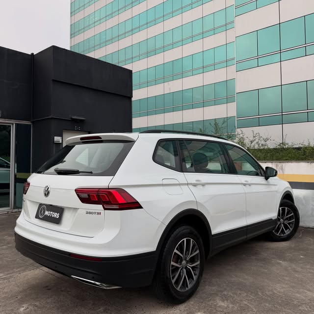 VOLKSWAGEN TIGUAN ALLSPACE 1.4 250 TSI - Imagem 8