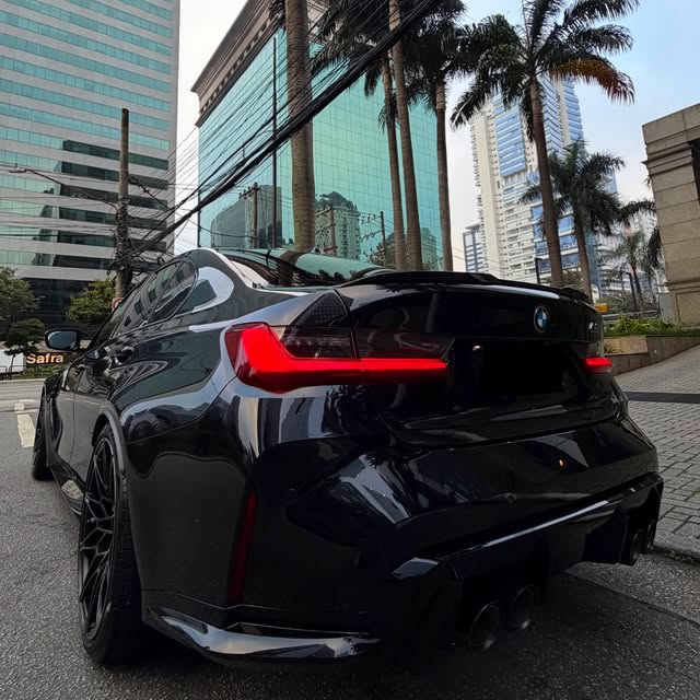 BMW M3 COMPETITION - Imagem 13